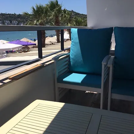 Διαμέρισμα Almera Beachfront Apartmant