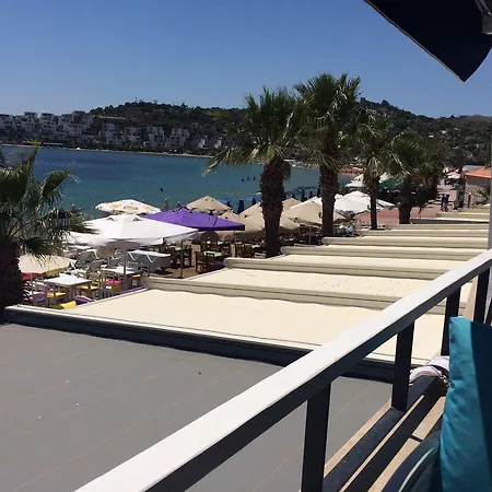 Διαμέρισμα Almera Beachfront Apartmant Bitez